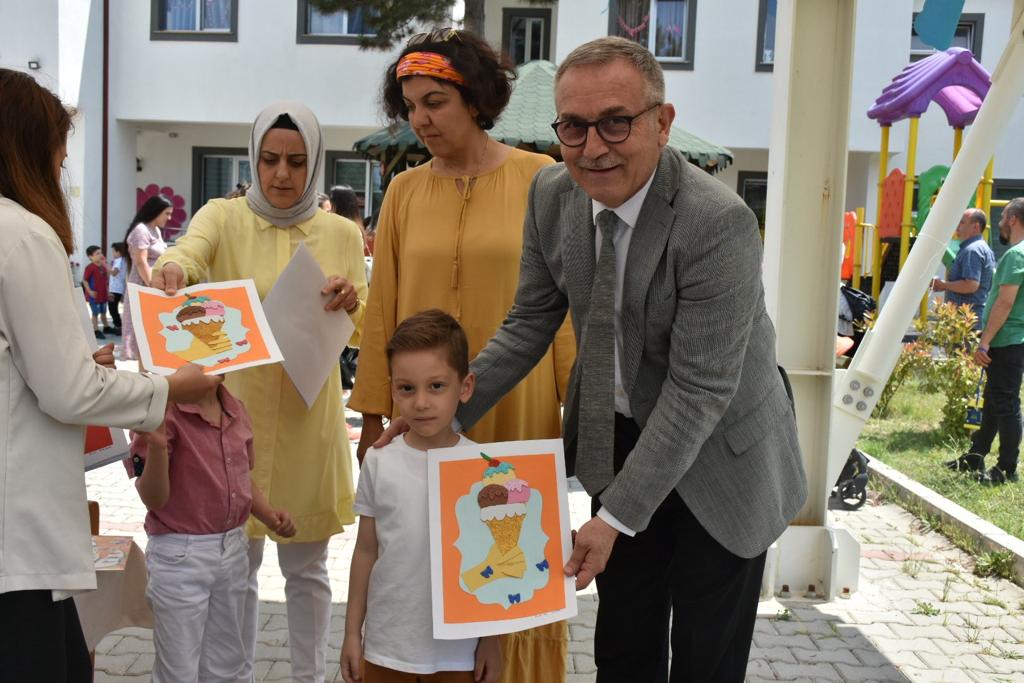 Mehmet Nuri Efendi Anaokulu’nda karne heyecanı yaşandı