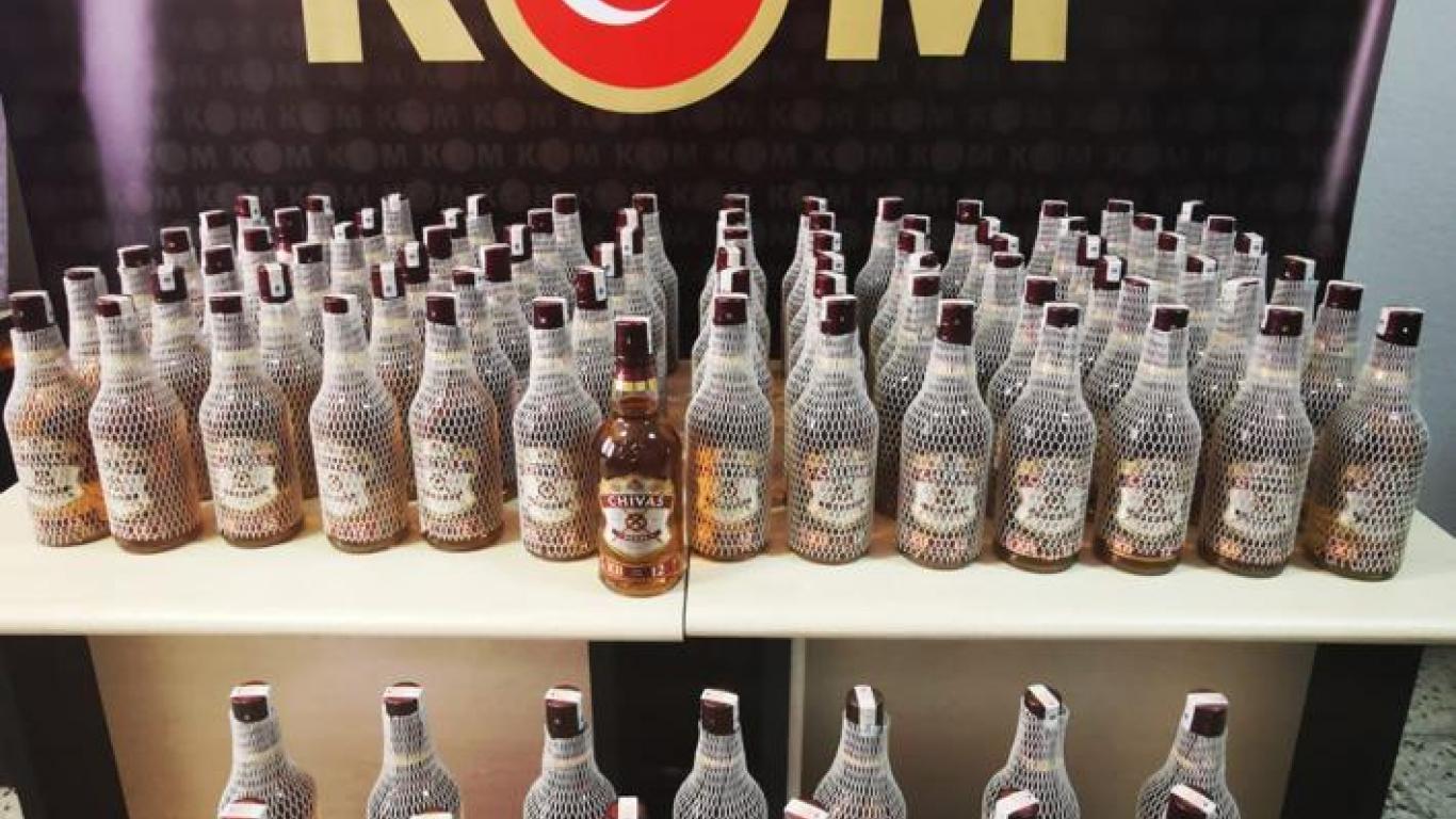 Bilecik’te 100 şişe kaçak alkol ele geçirildi